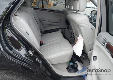 2008 Mercedes-Benz Ml 550 4Matic из США, поврежденный, VIN 4JGBB72EX8A402517